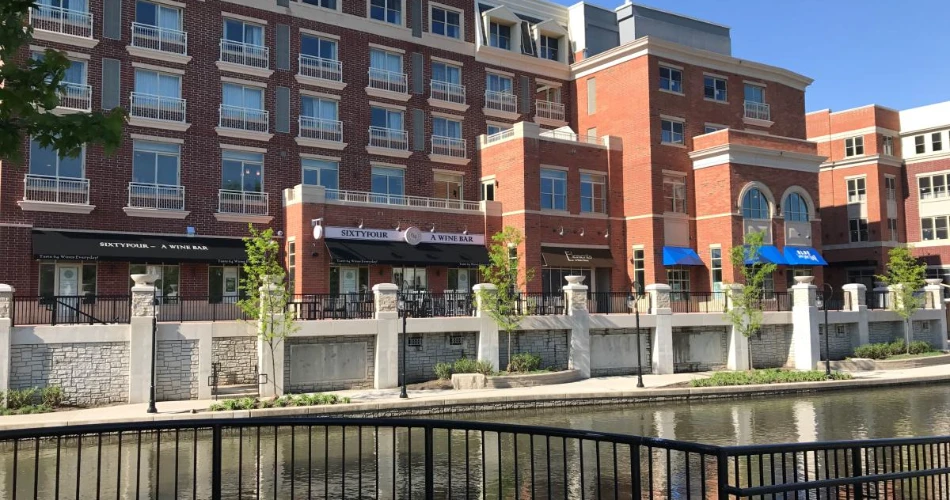 48 Hours in Naperville, IL: Best Things to Do, Eat & See in 2 Days
