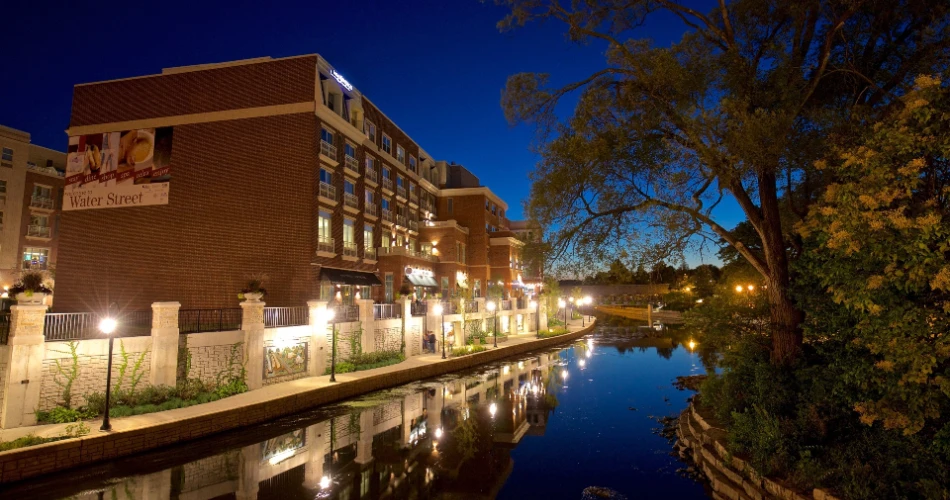 48 Hours in Naperville, IL: Best Things to Do, Eat & See in 2 Days