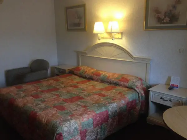 Stardust Motel 5